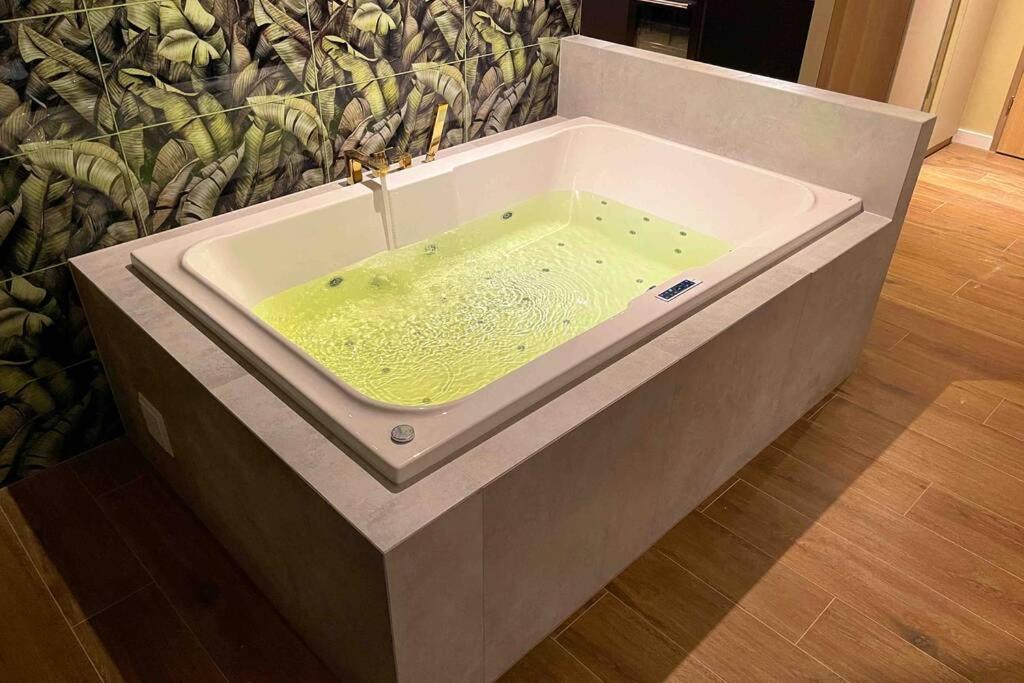 Hawaii Beach Lounge, Loft Z Jacuzzi I Tarasem - Sloneczne Tarasy W Porta Mare, จิปโนแวค ภายนอก รูปภาพ
